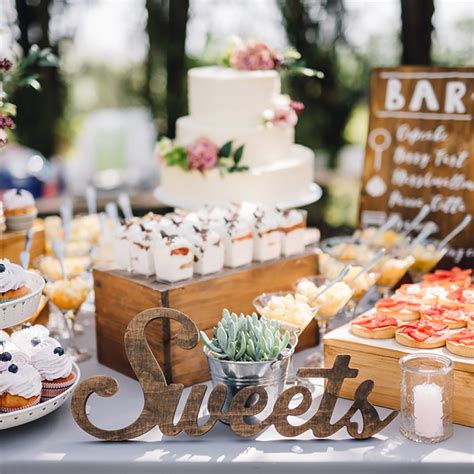 10 Dessert Table Ideas to Make Your Wedding Reception Unforgettable