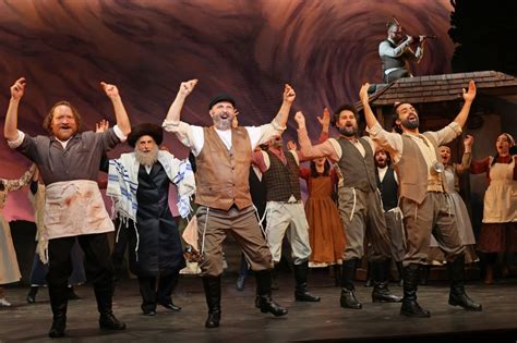 Review: The Gateway Playhouse's Production of FIDDLER ON THE ROOF is a 'Wonder of Wonders'