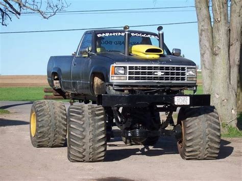 Lifted chevy | Custom chevy trucks, Mud trucks, Trucks