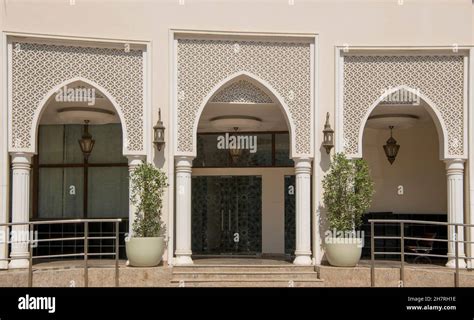 Classic Islamic architecture entrance Mohammed Bin Almulla Mosque Dubai ...