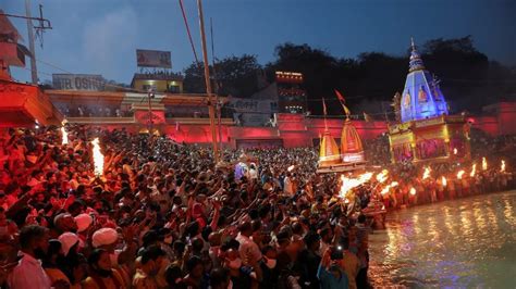 Kumbh Mela 2021: Devotees participate in second 'Shahi Snan' at Har Ki ...