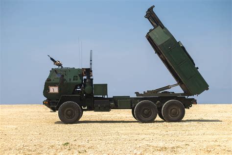 U.S. Army tests robotic rocket launcher