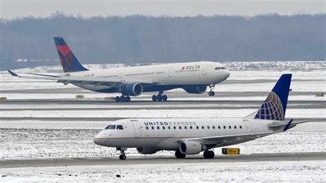 Michigan airports to receive $61.8 million from feds for improvements