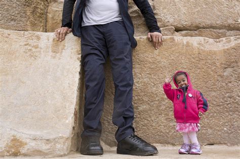 The World's Tallest Man Hung Out With The World's Shortest Woman And The Photos Are Fantastic