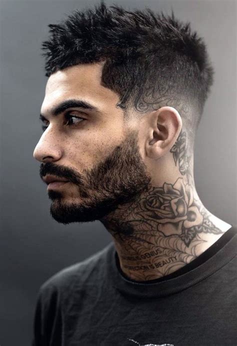 Male Haircuts Long on Top: Unleash Your Inner Style with these Trendy Cuts!