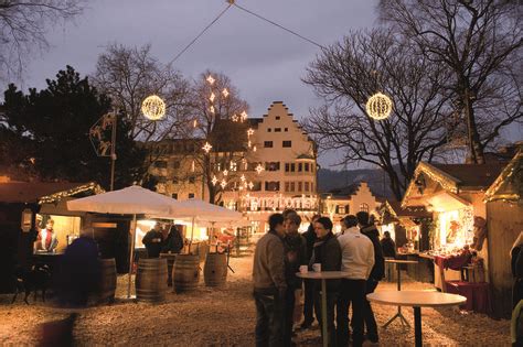 Kufstein Christmas Market - The Town Park at the center of Kufstein turns into a really ...