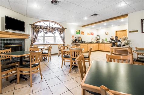 Mauston Hotel Coupons for Mauston, Wisconsin - FreeHotelCoupons.com