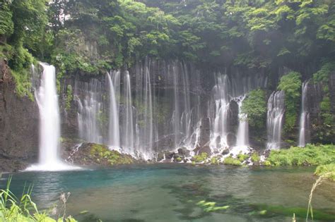 Top 10 Best Waterfalls in Japan & How To Visit Them - World of Waterfalls