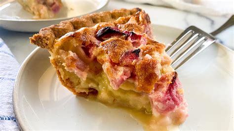 Rhubarb Custard Pie Recipe