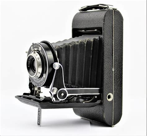 Vintage Camera / 1930s Eastman Kodak Camera / Kodak Senior Six-20