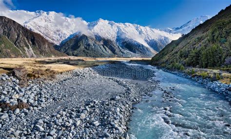 Mt Cook National Park stock photo. Image of leads, mountain - 192395706