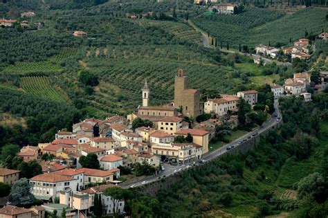 Borgo di Vinci, Firenze in Toscana - e-borghi