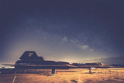 Hefa Productions on Instagram: “Lockheed SR-71 Blackbird photgraphed at night, near Edwards Air ...