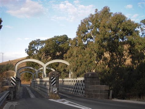 Redesdale Bridge 1 | The Redesdale (Mia Mia) Bridge, a compo… | Flickr