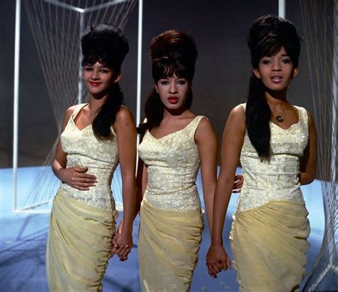 the ronettes | Unos Amigos | Pinterest