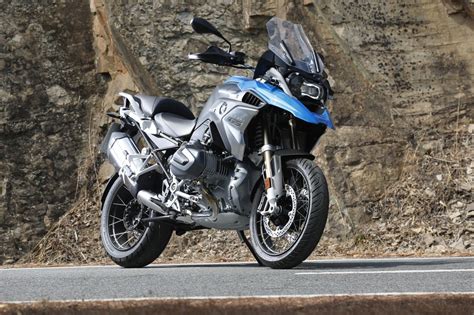 BMW R 1250 GS India bookings for a token amount of INR 3 Lakh