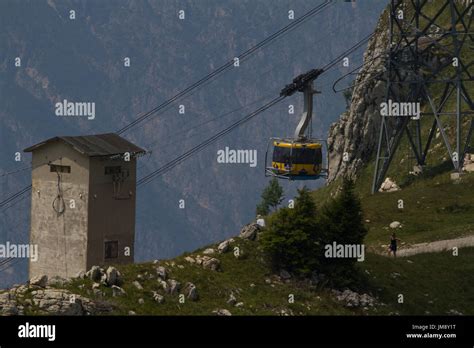 Malcesine cables car hi-res stock photography and images - Alamy