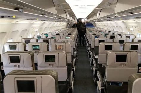 JetBlue Review: Is A320 Economy Class Relaxing or Frustrating ...