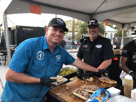 Texas BBQ community raises funds to support pitmaster John Brotherton, who is in a coma : r/texas