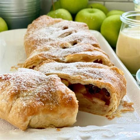 Apple Strudel - Katie's Cucina