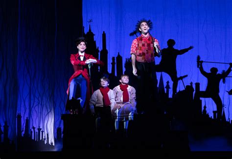 Mary Poppins (Melbourne 2023) – Theatre Review – LILITHIA REVIEWS