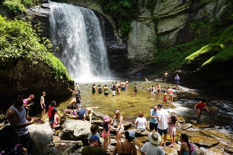 In Western North Carolina: Do go chasing waterfalls | AP News