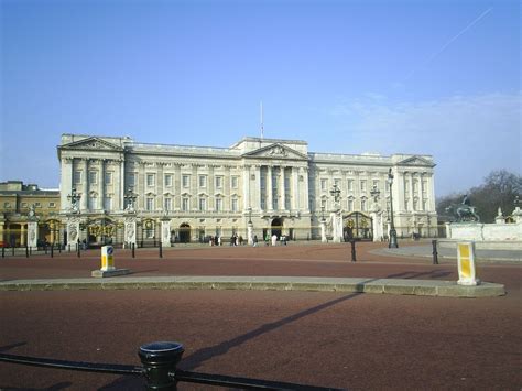 Buckingham Palace - One of the most-visited sites in London. | Most visited sites, Travel, Most ...