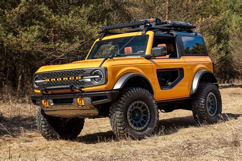 2021 Ford Bronco SUV | Uncrate