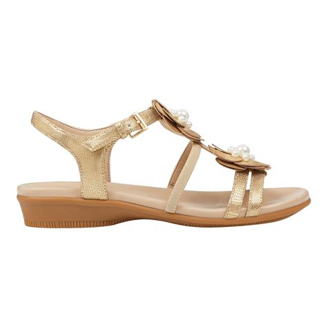 Easy Spirit Haven Flat Sandals in Metallic - Lyst