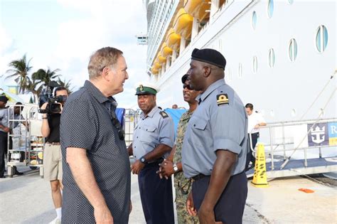 Royal Caribbean CEO visits hurricane relief effort in The Bahamas ...