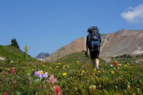 5 Best Summer Activities in Golden BC - Hike & Raft the Canadian Rockies