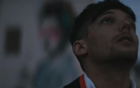 Musikvideo: Louis Tomlinson - Miss You