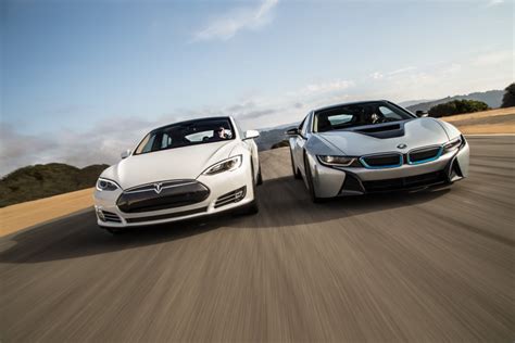 Video: BMW i8 vs. Tesla Model S P90D Ludicrous - BMW.SG | BMW Singapore ...