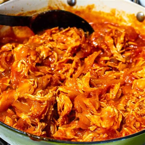 Authentic Mexican Tinga de Pollo- Chicken in Chipotle Tomato Sauce | Tinga recipe, Mexican food ...