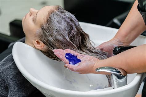 How Often to Use Purple Shampoo for Blondes - Annie Rosette