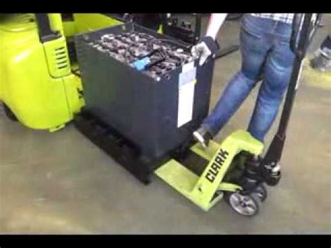 View Clark Forklift Battery Pictures - Forklift Reviews