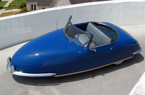 The Three-Wheeled Davis Divan Is How the Car of the Future Looked Like Back in the 1940s ...