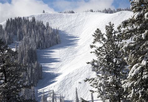 Ski season starts on Teton Pass | Sports Features | jhnewsandguide.com