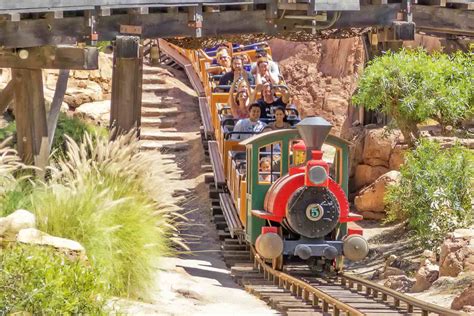 Big Thunder Mountain at Disneyland: Things to Know