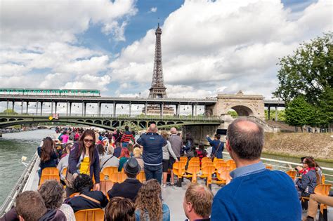 Tourists at River Cruise Admiring Eiffel Tower Paris Editorial Image - Image of beautiful ...