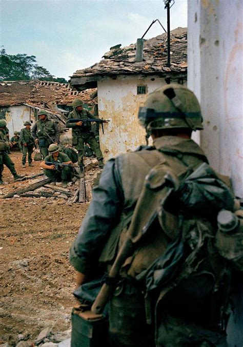 Vietnam War Hue Tet Offensive 1968 | Vietnam war, Vietnam, Vietnam war photos