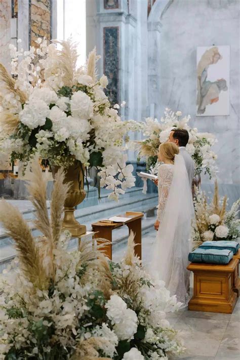 25 Church Wedding Décor Ideas to Inspire Your Own