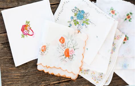 EMBROIDERED HANDKERCHIEF- 4 Easy Ways To Make Your Own Now! - SewGuide