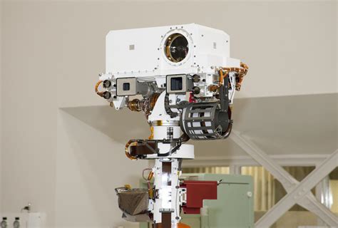 With a Better Brain, Curiosity Mars Rover Picks Its Own Targets | Space