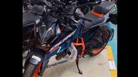 First sightings of the production-spec new KTM 390 Duke - Overdrive