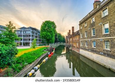 468 Mathematical Bridge Cambridge Images, Stock Photos & Vectors | Shutterstock