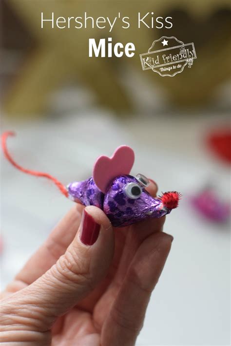 Hershey's Kisses Mice {A Valentine Craft for Kids}