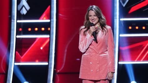 'The Voice' Contestant Talks Working With Kelly Clarkson