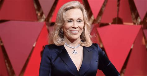 Famous Florida Alumni: Faye Dunaway, Plus 14 Famous Faces | Fanbuzz