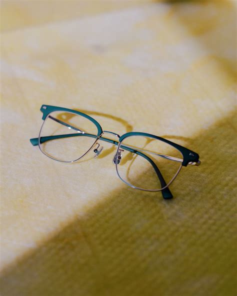 Retro Eyewear Trends | Vintage & Retro Eyeglasses – JINS